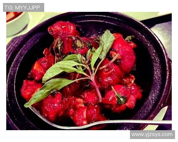 足球明星品尝中餐的趣味视频分享让你大开眼界的美食之旅